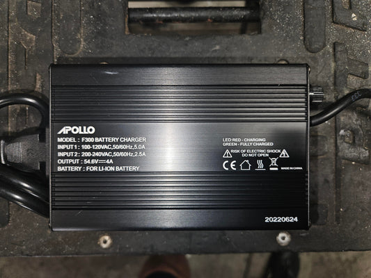 Apollo Fast Charger